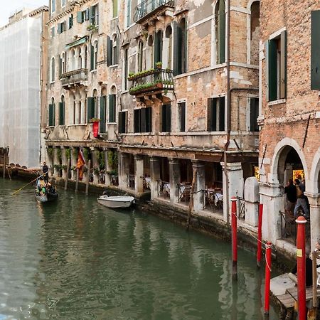 Hotel al Sotoportego Venezia Esterno foto