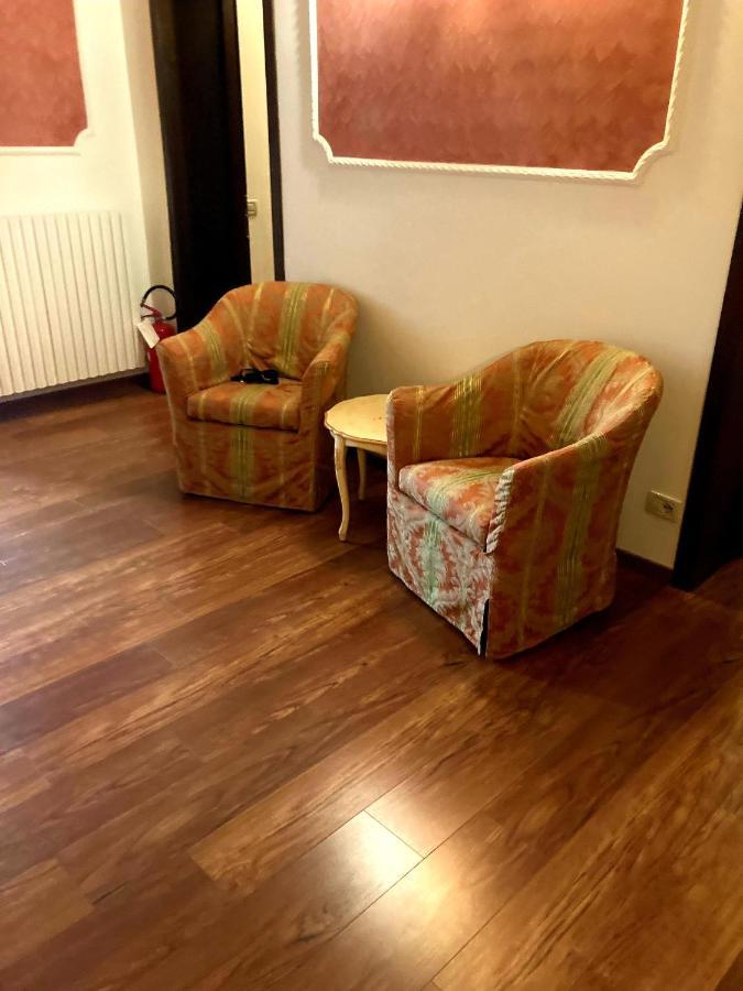 Hotel al Sotoportego Venezia Esterno foto