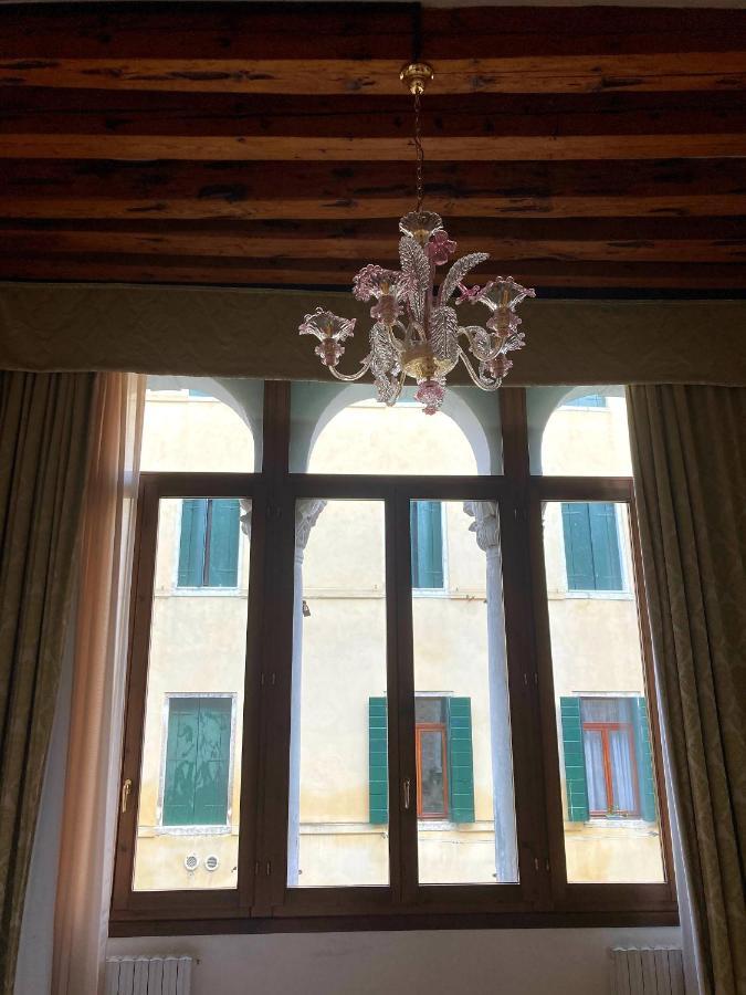 Hotel al Sotoportego Venezia Esterno foto
