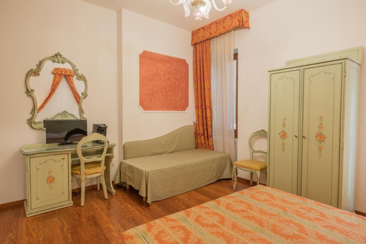 Hotel al Sotoportego Venezia Esterno foto