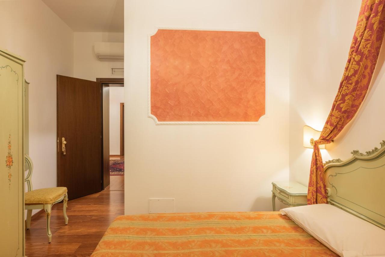 Hotel al Sotoportego Venezia Esterno foto