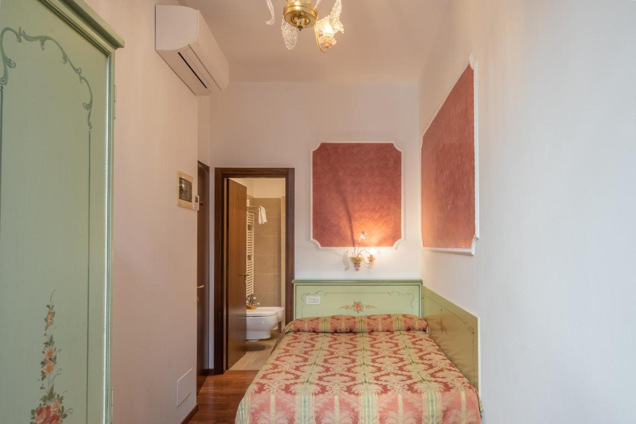 Hotel al Sotoportego Venezia Esterno foto