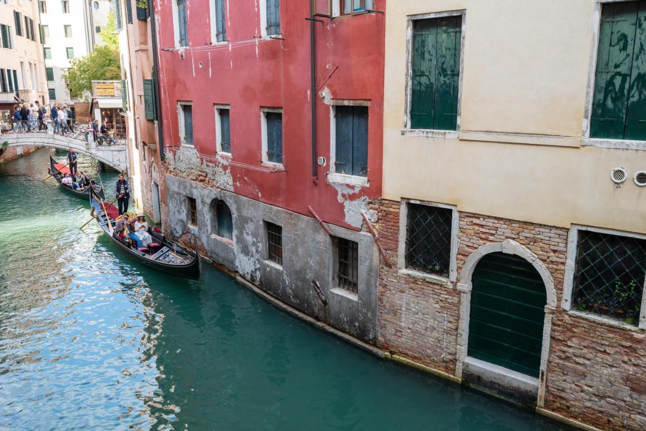 Hotel al Sotoportego Venezia Esterno foto