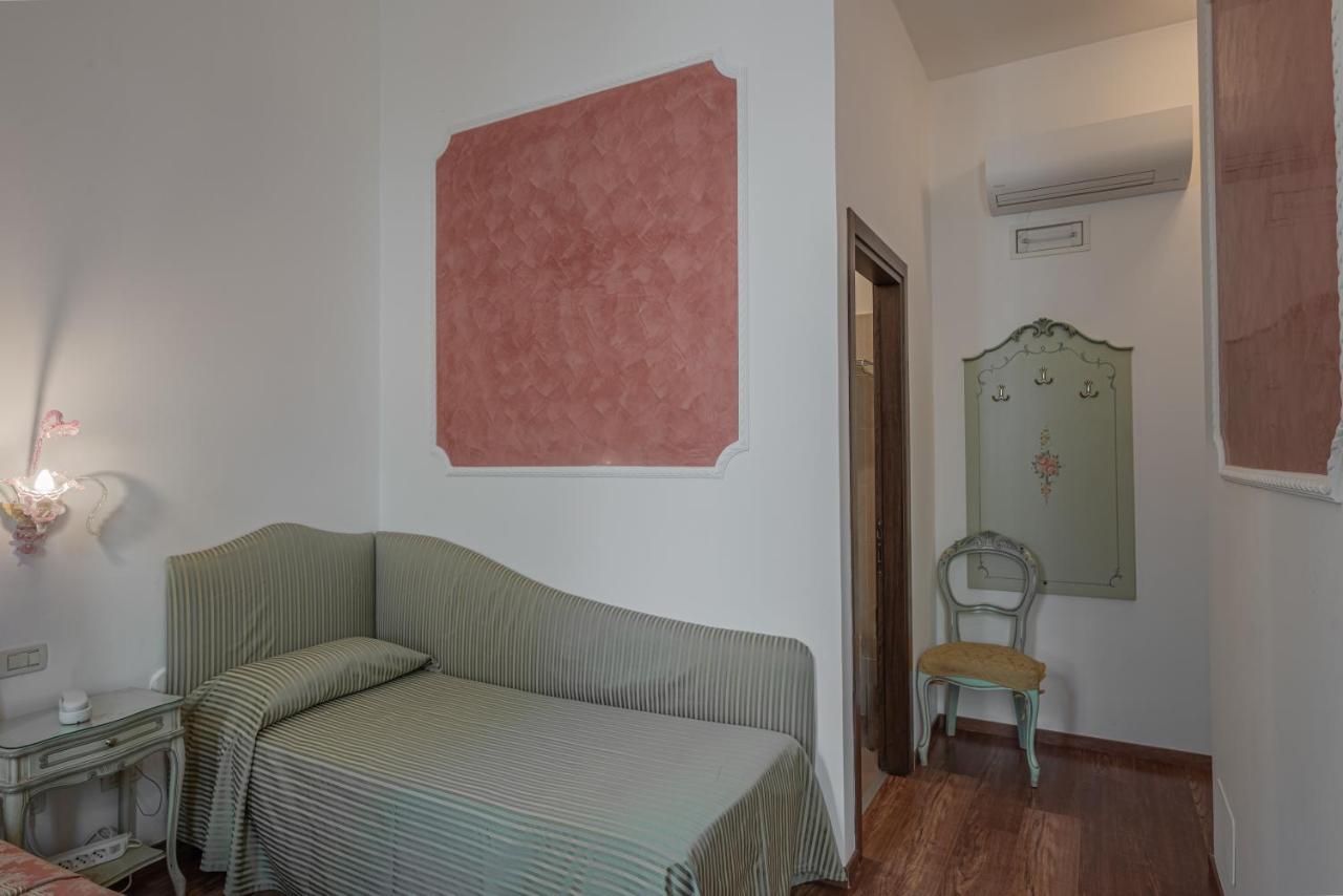 Hotel al Sotoportego Venezia Esterno foto